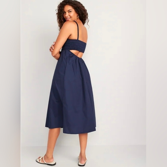 Old Navt Plus Sz Fit & Flare Cotton-Poplin Smocked Cutout Cami Midi Dress - Picture 1 of 13
